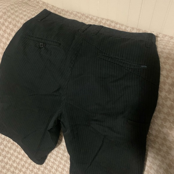Volcom shorts - Picture 4 of 5